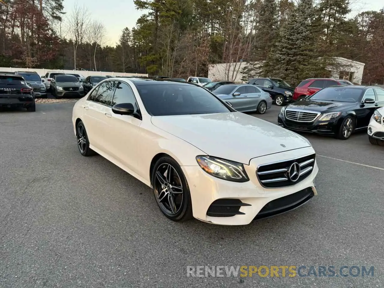 2 fotografías del automóvil dañado WDDZF4JBXKA600136 MERCEDES-BENZ E-CLASS 2019