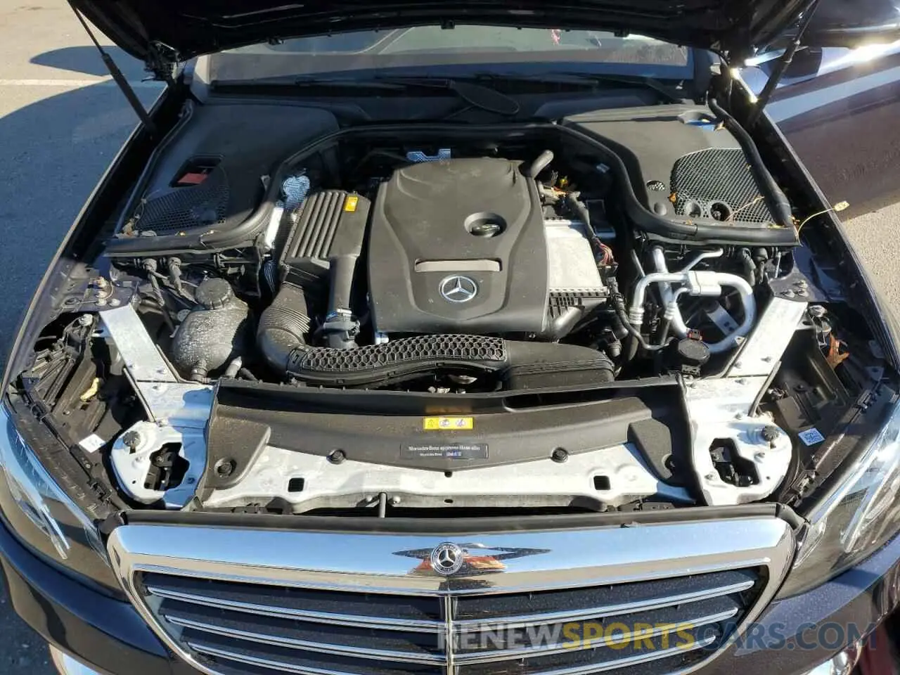 11 fotografías del automóvil dañado WDDZF4KB1KA514616 MERCEDES-BENZ E-CLASS 2019