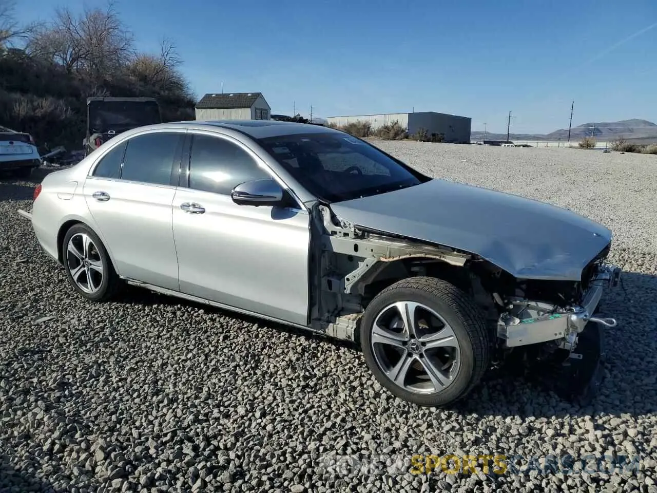 4 fotografías del automóvil dañado WDDZF4KB1KA599828 MERCEDES-BENZ E-CLASS 2019