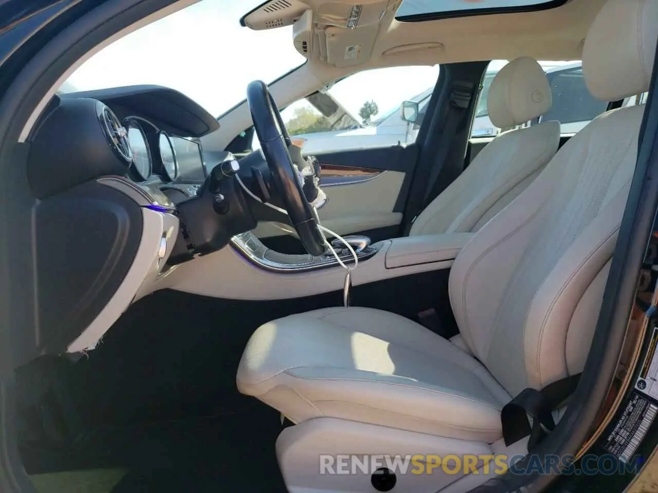 7 fotografías del automóvil dañado WDDZF4KB4KA627220 MERCEDES-BENZ E-CLASS 2019