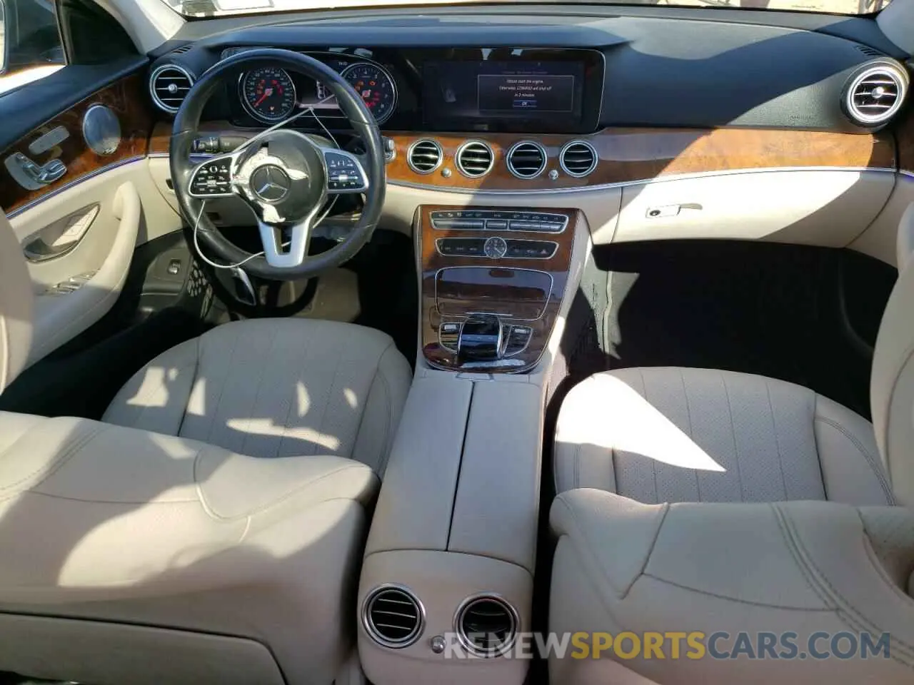 8 fotografías del automóvil dañado WDDZF4KB4KA627220 MERCEDES-BENZ E-CLASS 2019