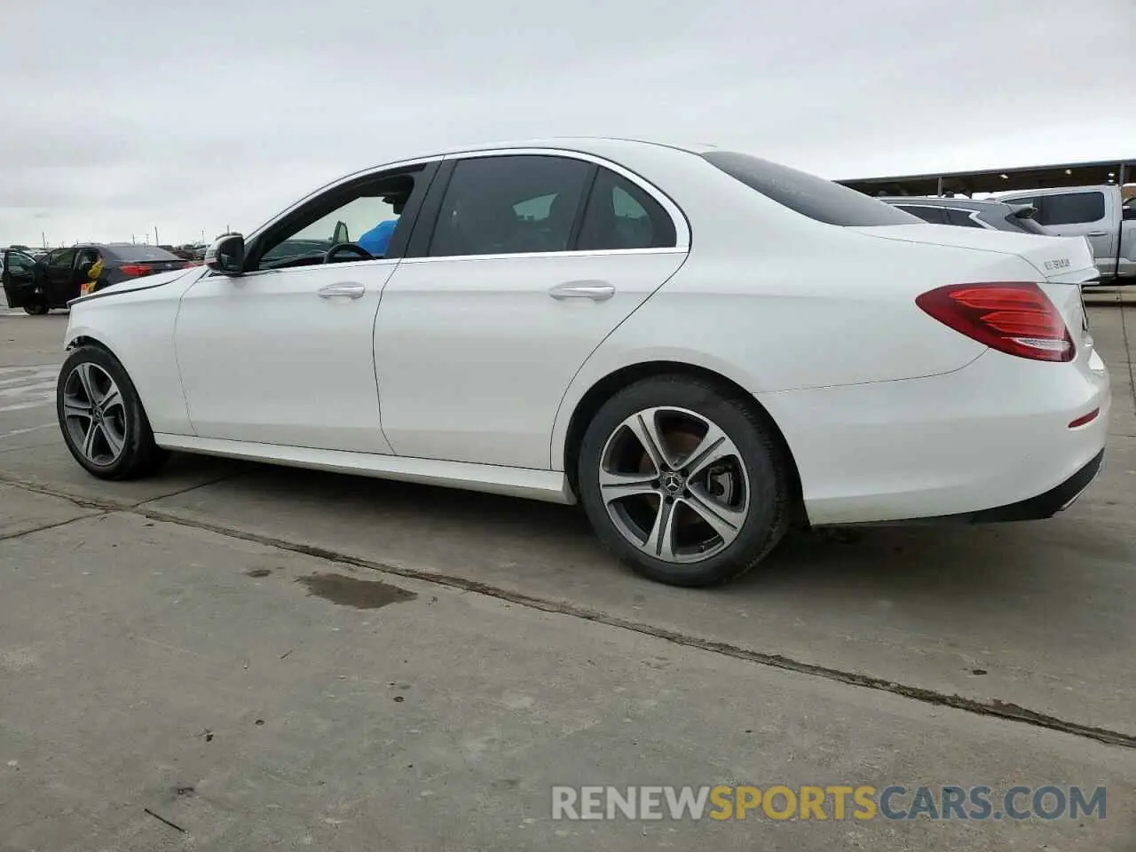 2 fotografías del automóvil dañado WDDZF4KB5KA662011 MERCEDES-BENZ E-CLASS 2019