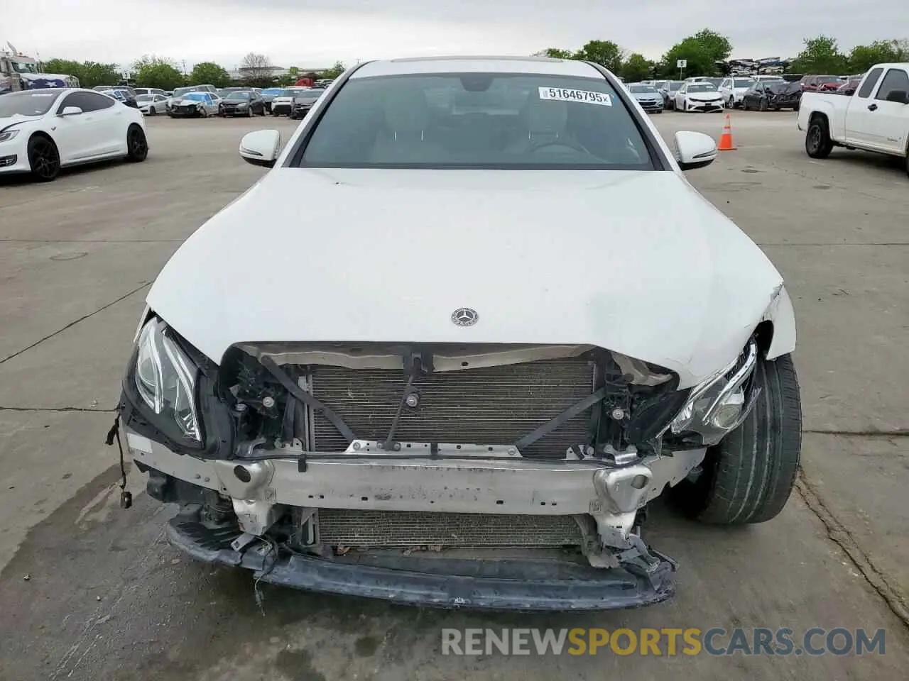 5 fotografías del automóvil dañado WDDZF4KB5KA662011 MERCEDES-BENZ E-CLASS 2019