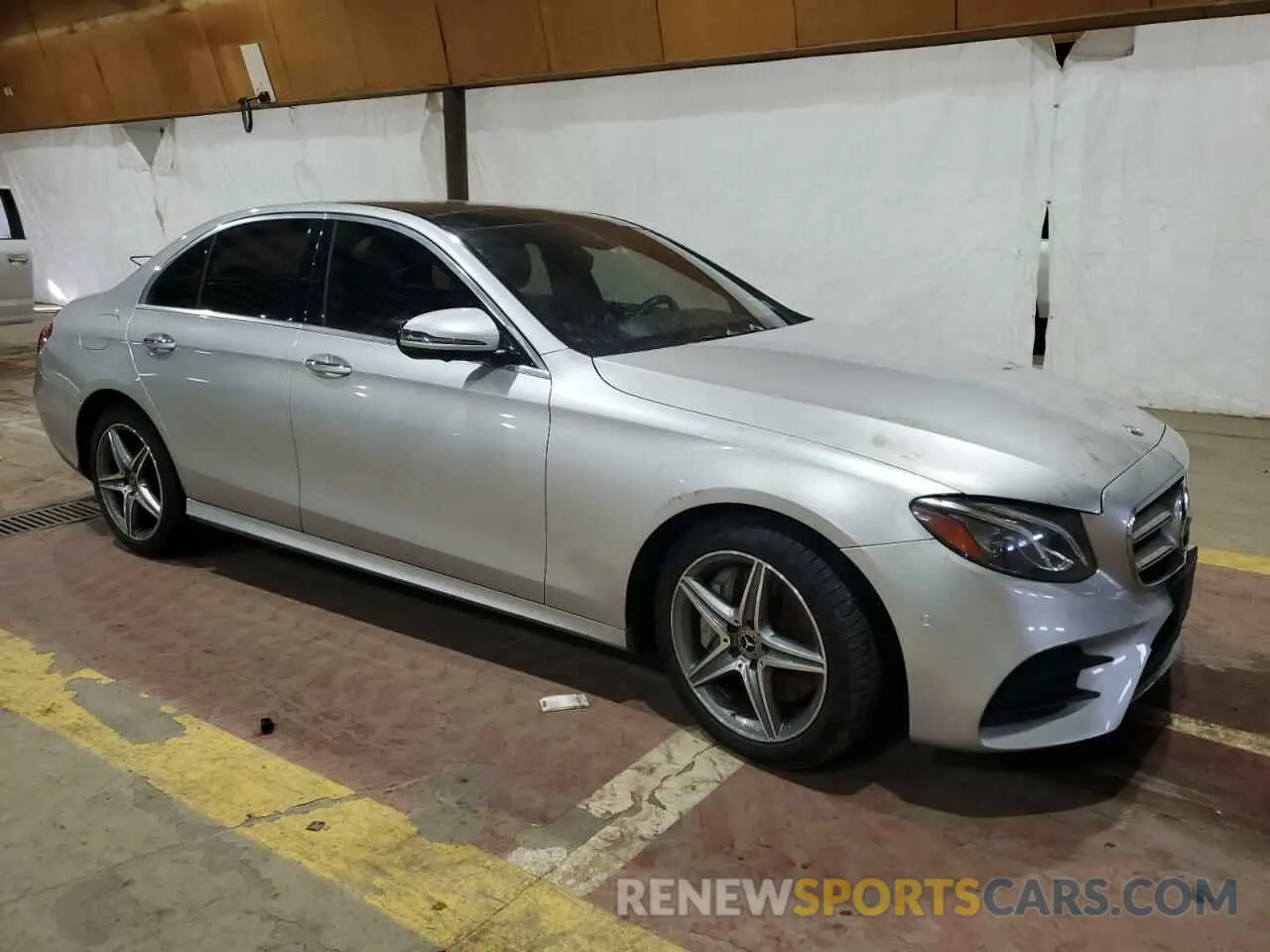 4 fotografías del automóvil dañado WDDZF4KB7KA516547 MERCEDES-BENZ E-CLASS 2019