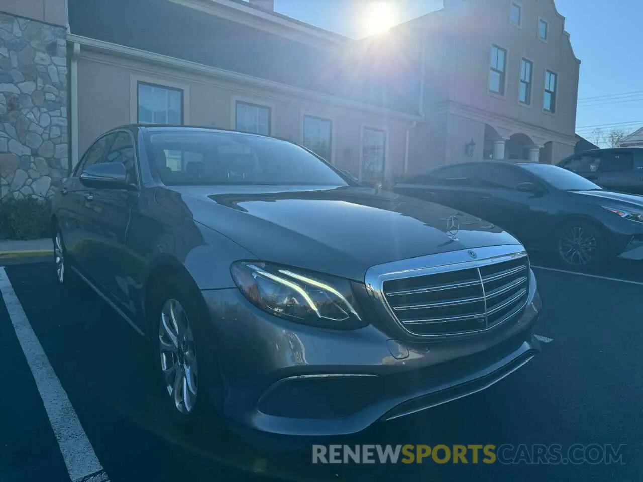 4 fotografías del automóvil dañado WDDZF4KB8KA522891 MERCEDES-BENZ E-CLASS 2019
