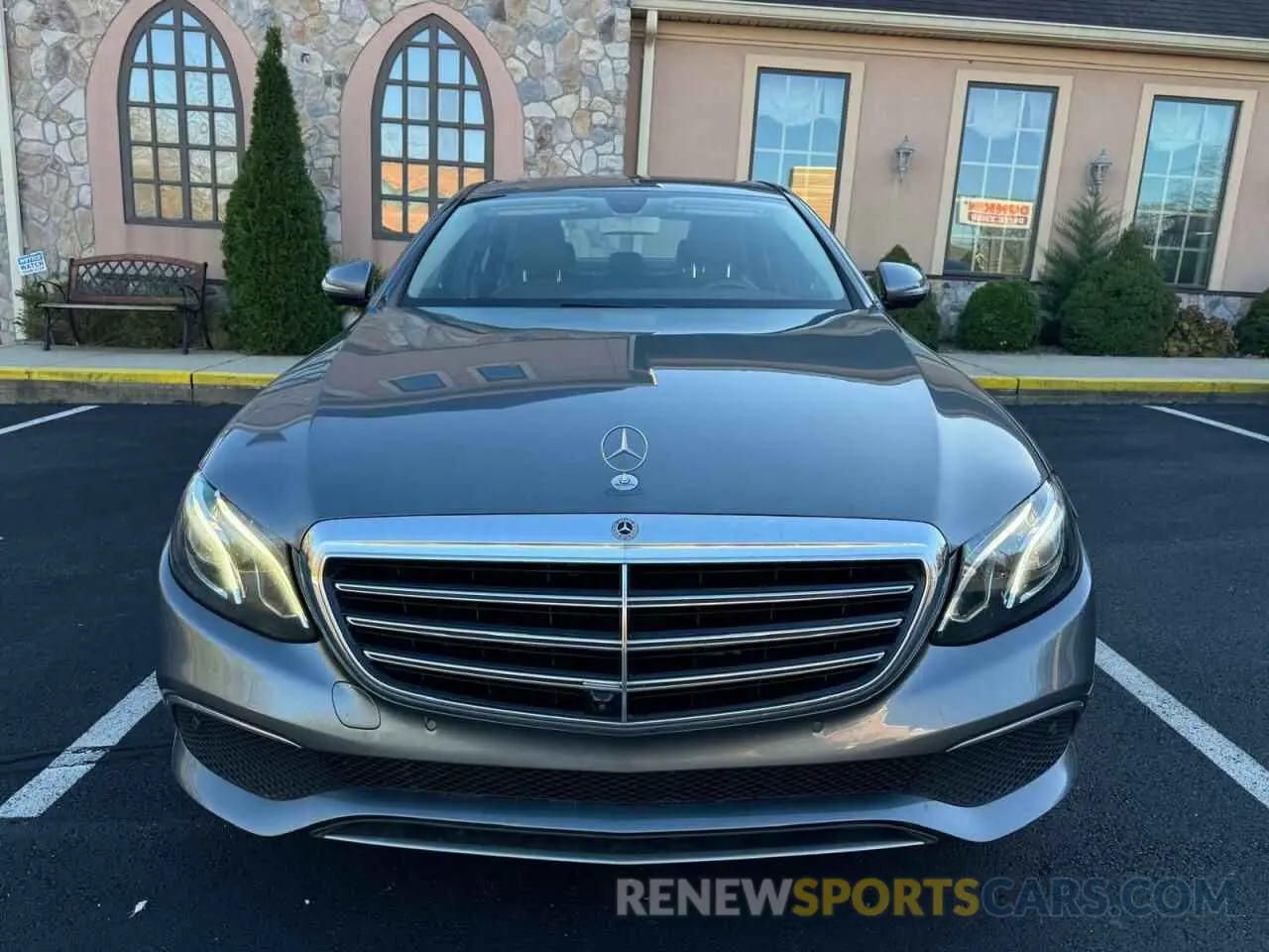 5 fotografías del automóvil dañado WDDZF4KB8KA522891 MERCEDES-BENZ E-CLASS 2019