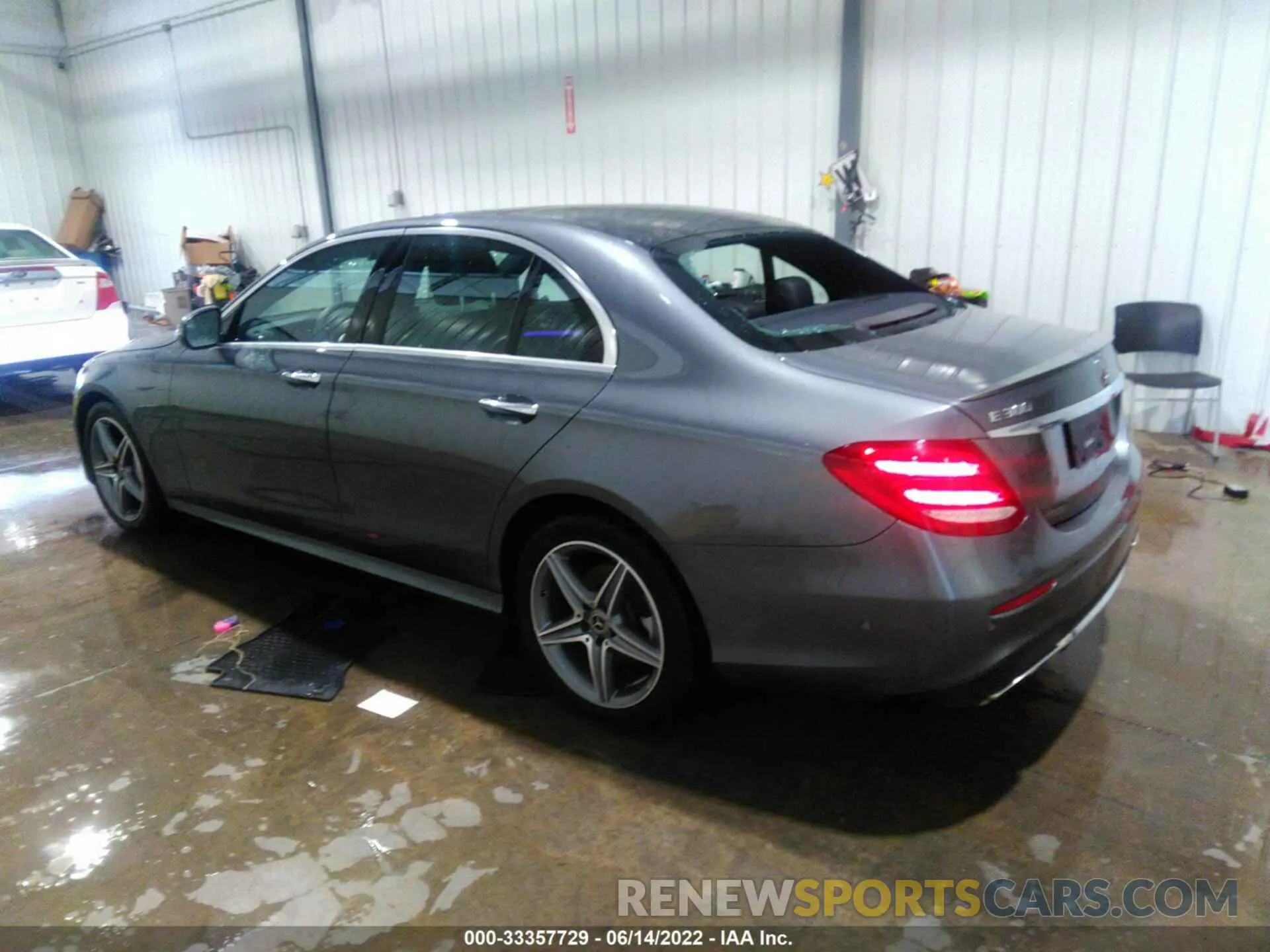 3 fotografías del automóvil dañado WDDZF4KB8KA597140 MERCEDES-BENZ E-CLASS 2019