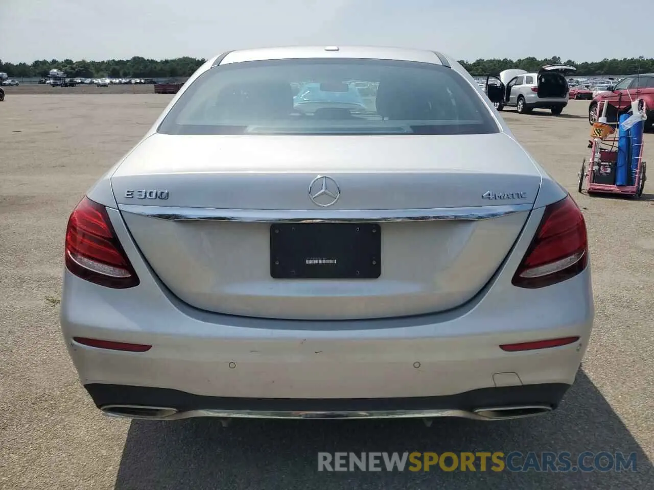 6 fotografías del automóvil dañado WDDZF4KB9KA505887 MERCEDES-BENZ E-CLASS 2019