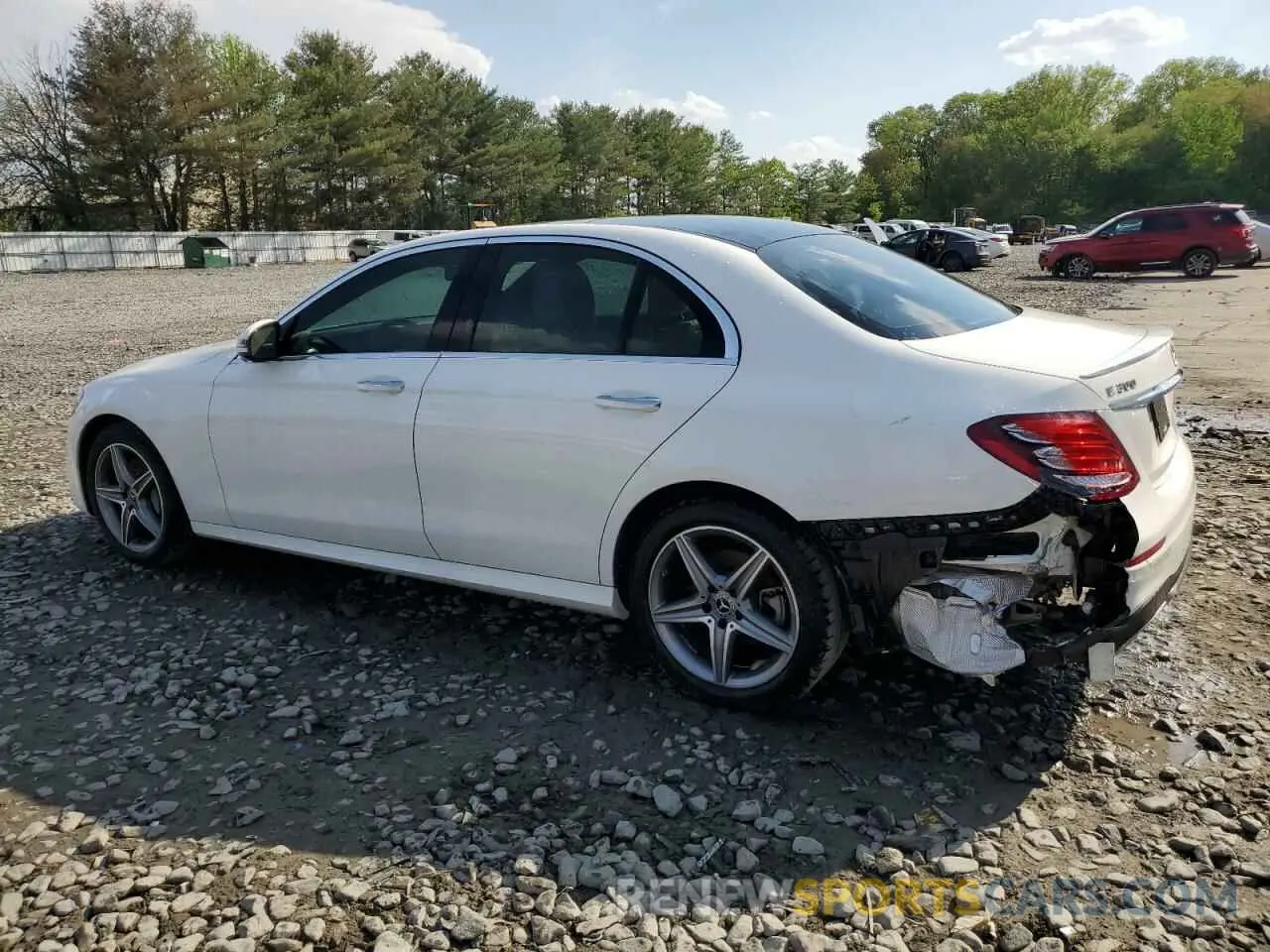 2 fotografías del automóvil dañado WDDZF4KB9KA520910 MERCEDES-BENZ E-CLASS 2019