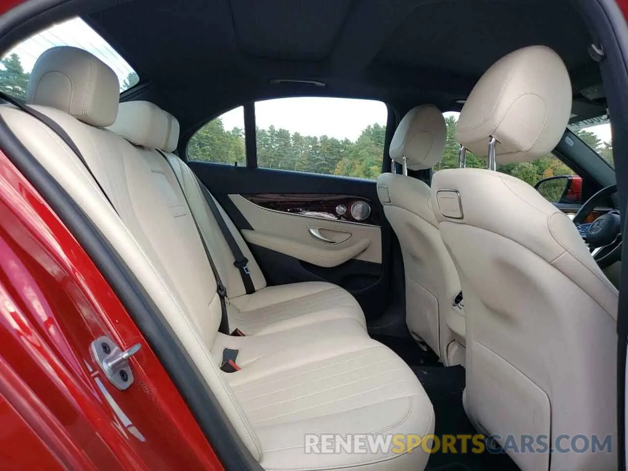 10 fotografías del automóvil dañado WDDZF4KB9KA621803 MERCEDES-BENZ E-CLASS 2019