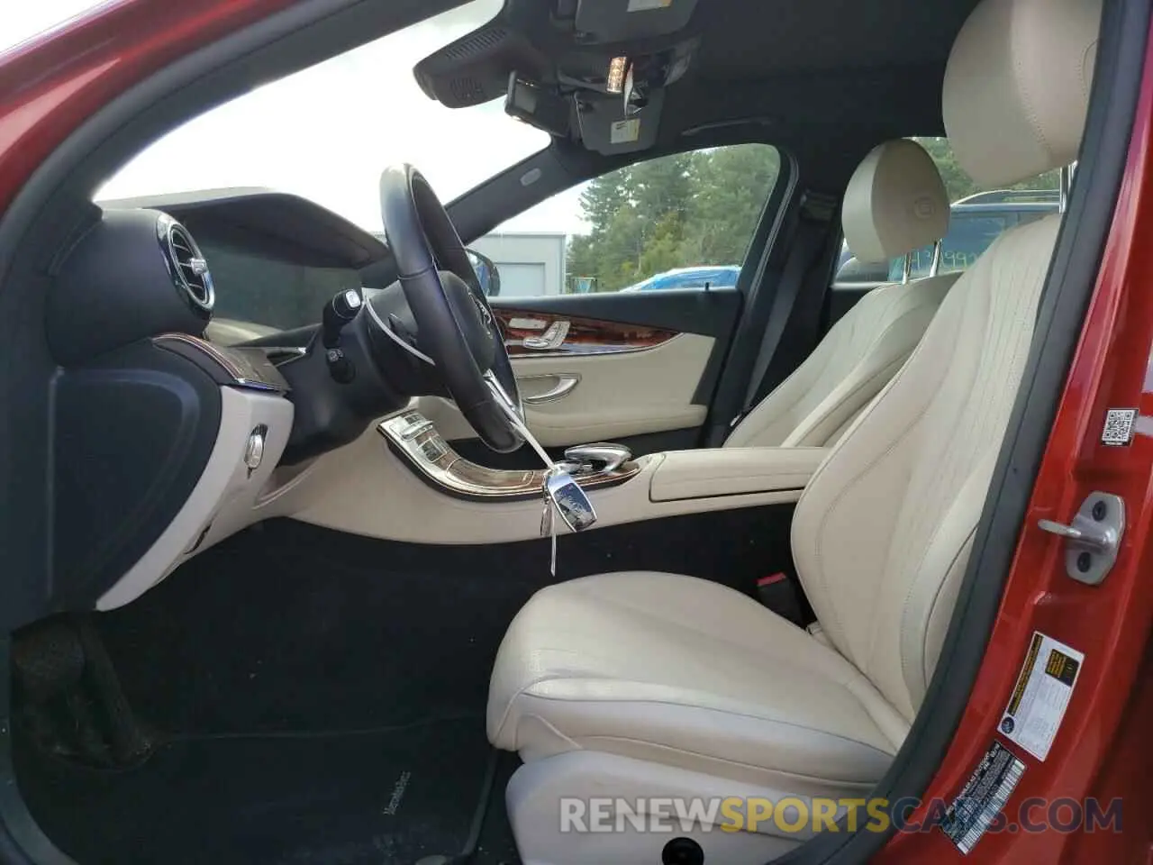 7 fotografías del automóvil dañado WDDZF4KB9KA621803 MERCEDES-BENZ E-CLASS 2019