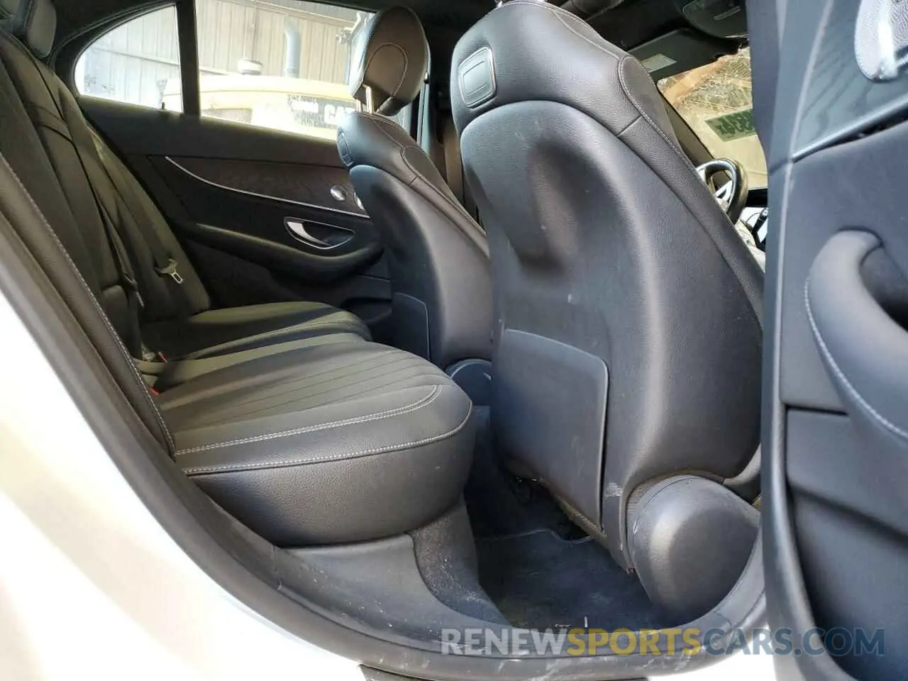 10 fotografías del automóvil dañado WDDZF4KBXKA556380 MERCEDES-BENZ E-CLASS 2019