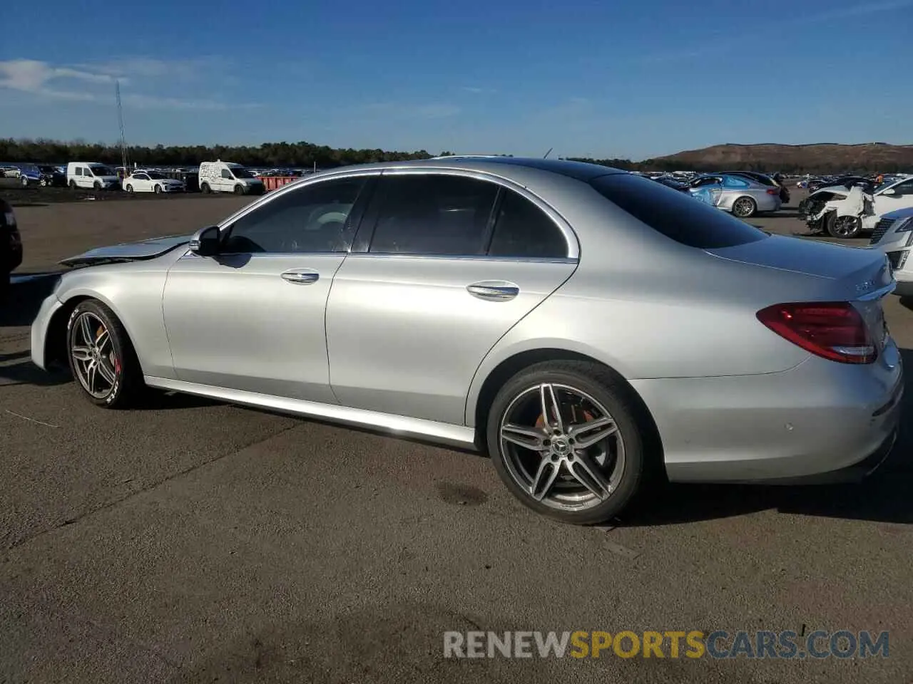 2 fotografías del automóvil dañado WDDZF4KBXKA641946 MERCEDES-BENZ E-CLASS 2019