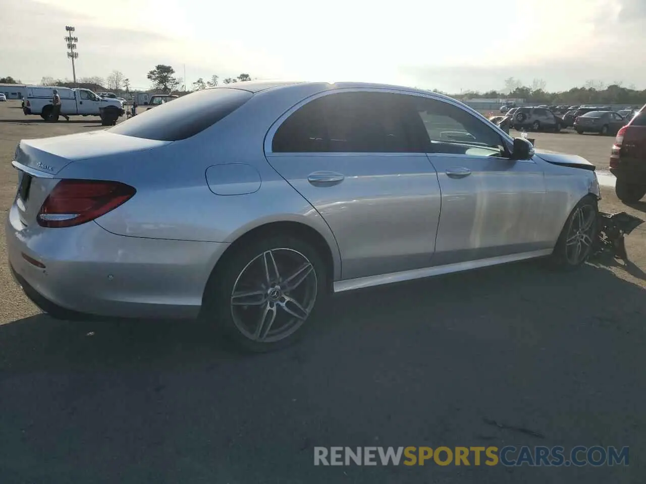 3 fotografías del automóvil dañado WDDZF4KBXKA641946 MERCEDES-BENZ E-CLASS 2019