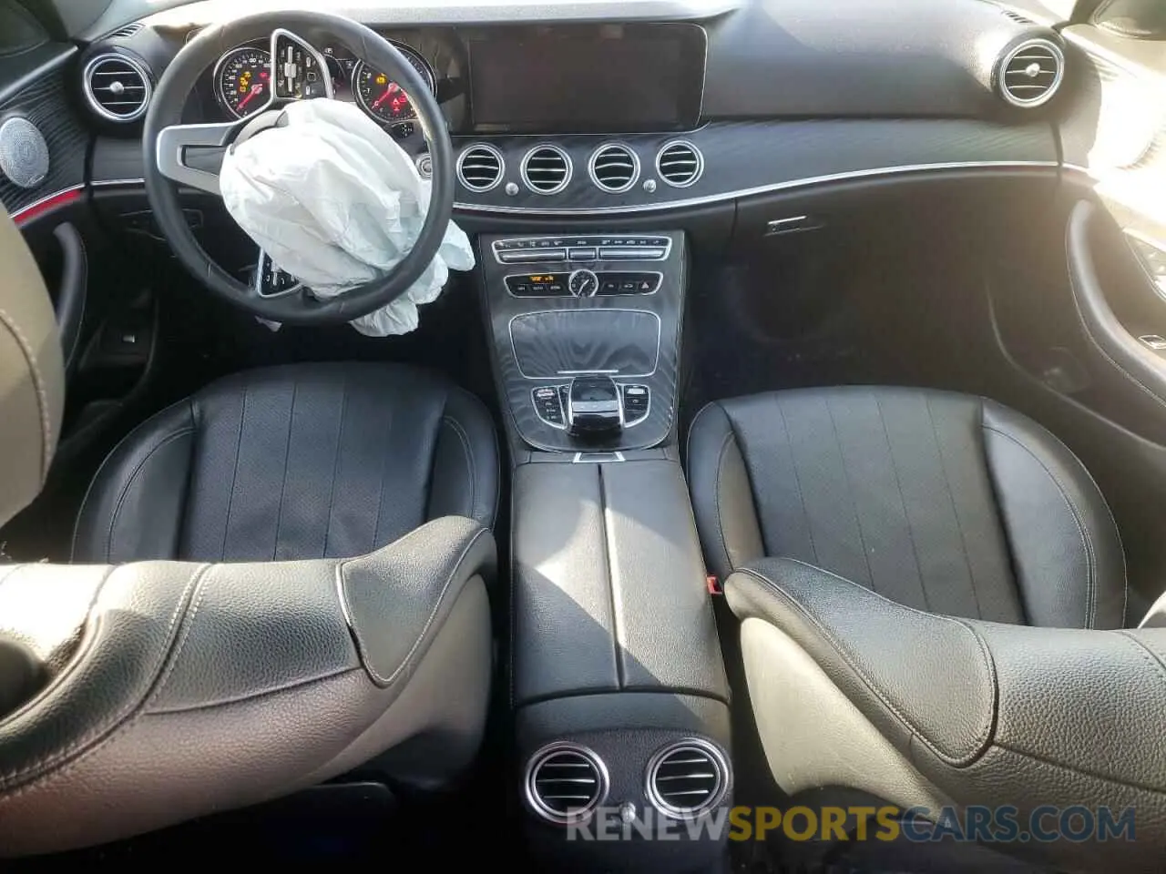 8 fotografías del automóvil dañado WDDZF4KBXKA641946 MERCEDES-BENZ E-CLASS 2019