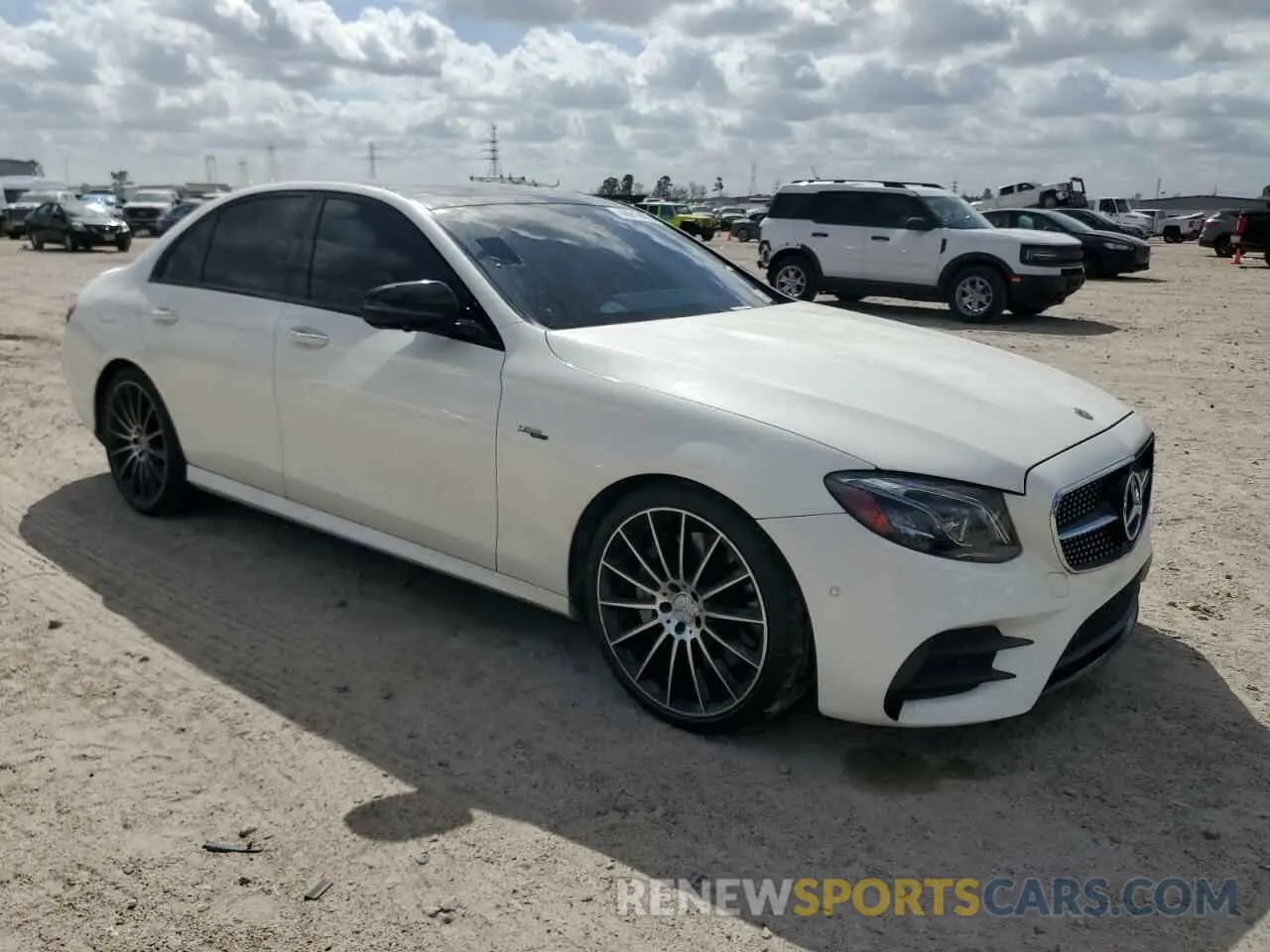 4 fotografías del automóvil dañado WDDZF6BB5KA662781 MERCEDES-BENZ E-CLASS 2019