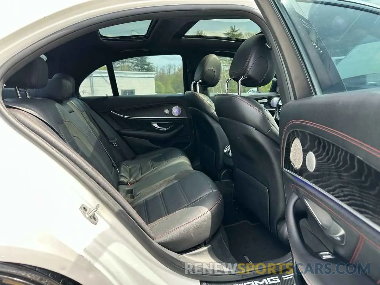 5 fotografías del automóvil dañado WDDZF6BB7KA589865 MERCEDES-BENZ E-CLASS 2019