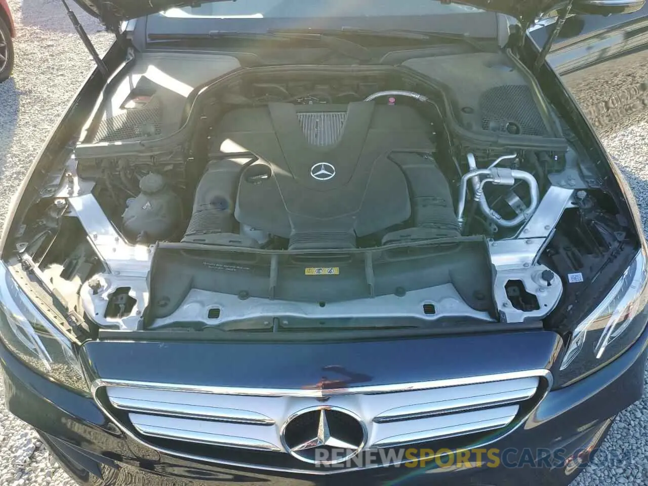 11 fotografías del automóvil dañado WDDZF6JB0KA515463 MERCEDES-BENZ E-CLASS 2019