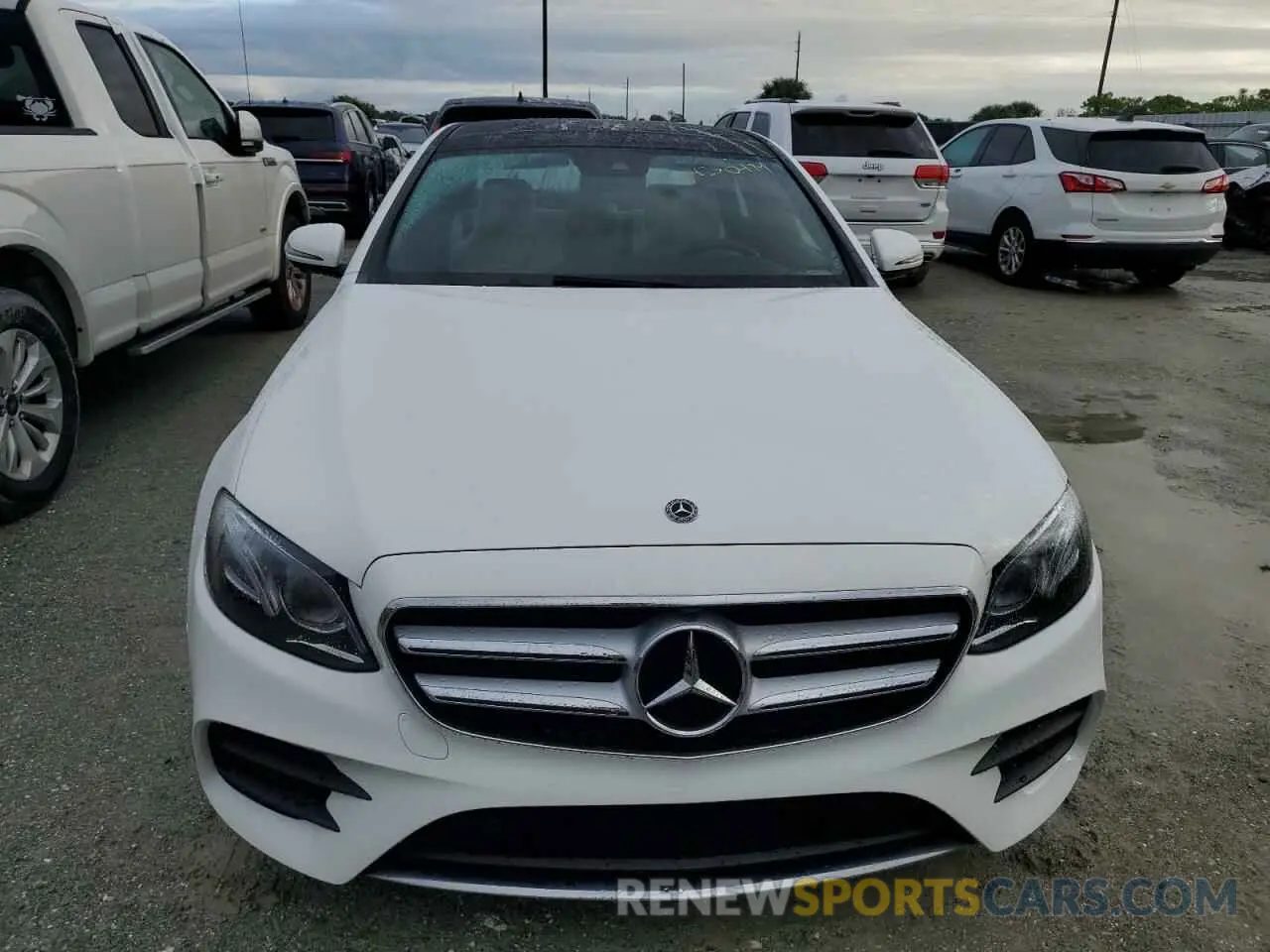 5 fotografías del automóvil dañado WDDZF6JB3KA571252 MERCEDES-BENZ E-CLASS 2019
