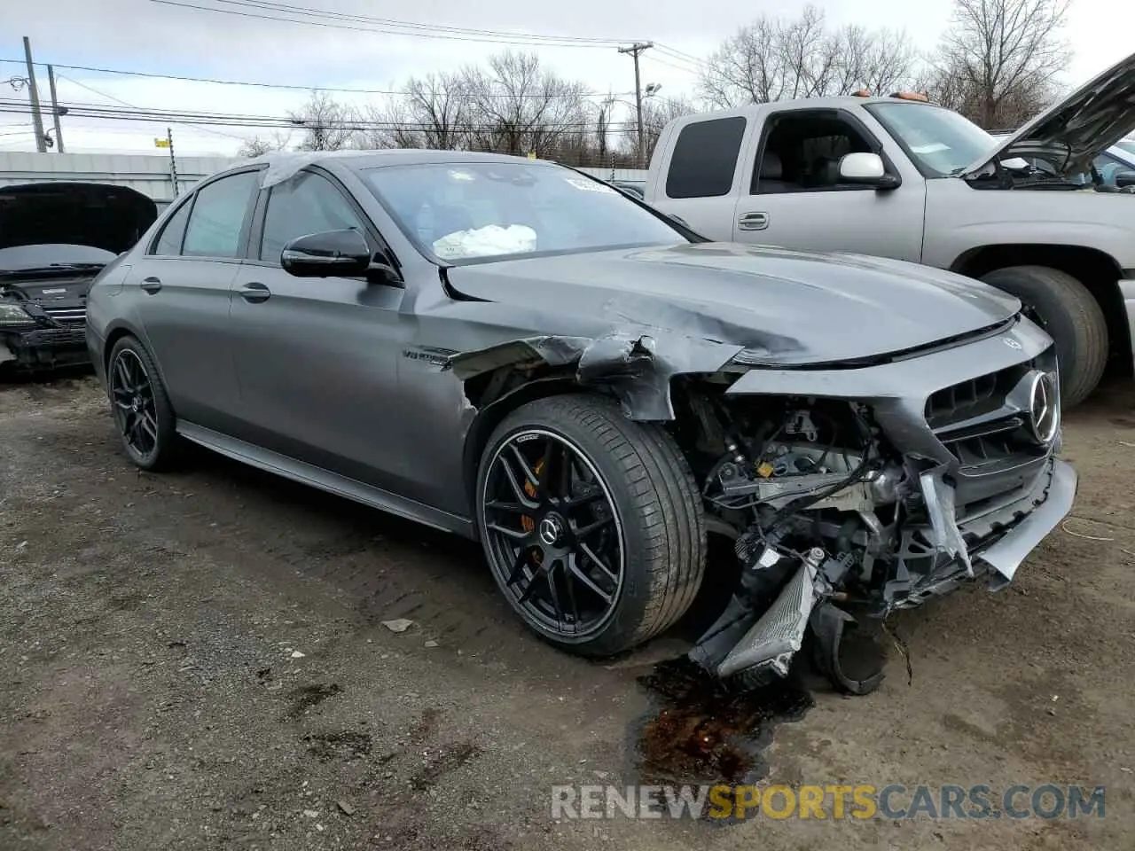 4 fotografías del automóvil dañado WDDZF8KB4KA508736 MERCEDES-BENZ E-CLASS 2019