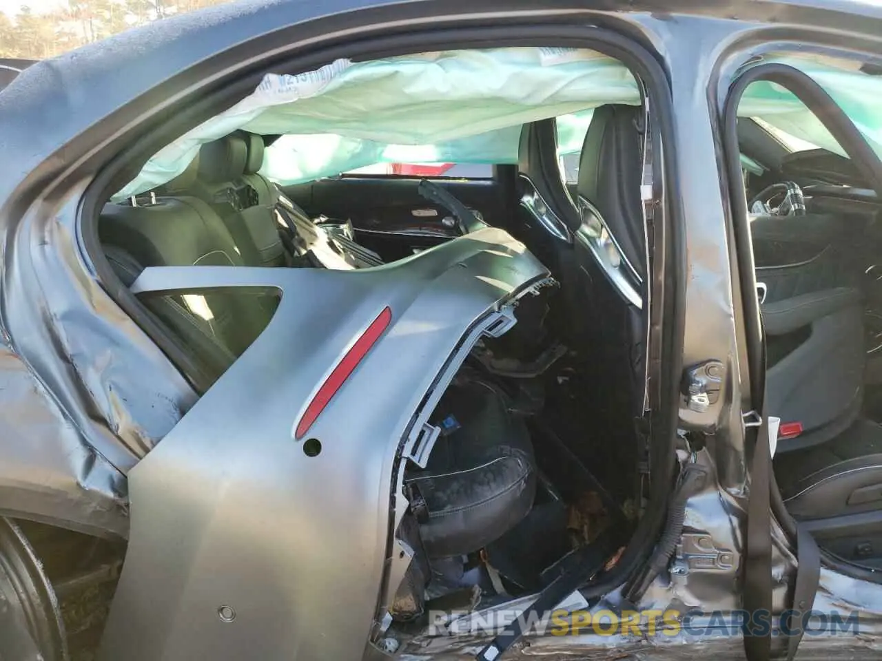 10 fotografías del automóvil dañado WDDZF8KB9KA505458 MERCEDES-BENZ E-CLASS 2019