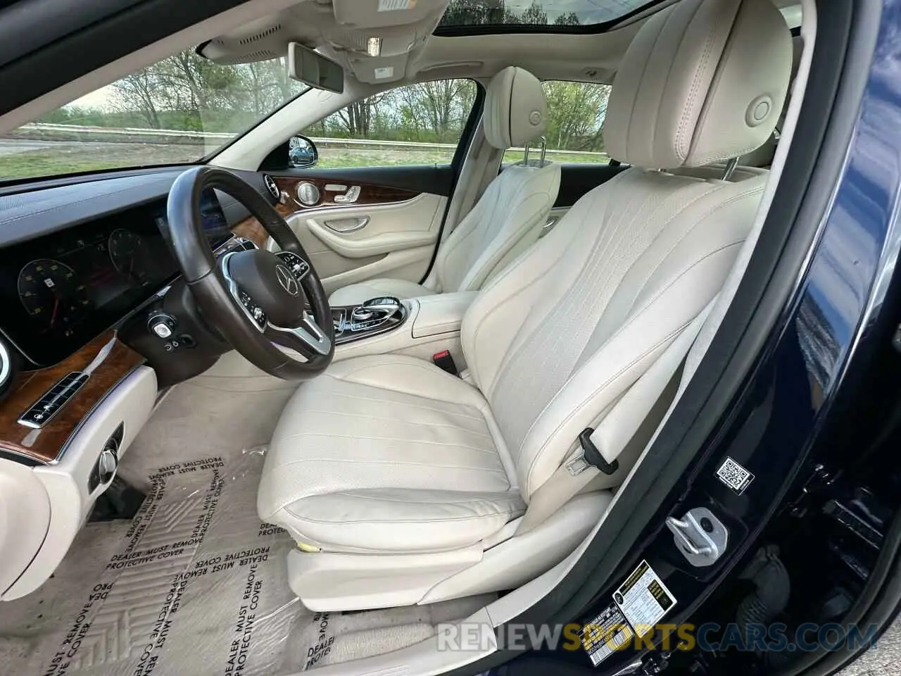 12 fotografías del automóvil dañado WDDZH6JB9KA591631 MERCEDES-BENZ E-CLASS 2019