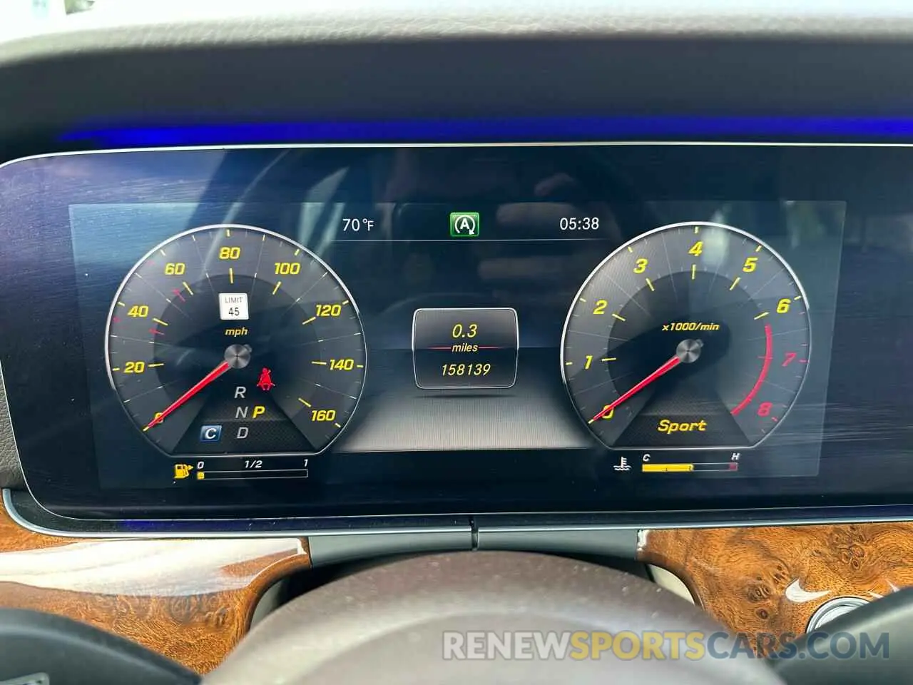 8 fotografías del automóvil dañado WDDZH6JB9KA591631 MERCEDES-BENZ E-CLASS 2019