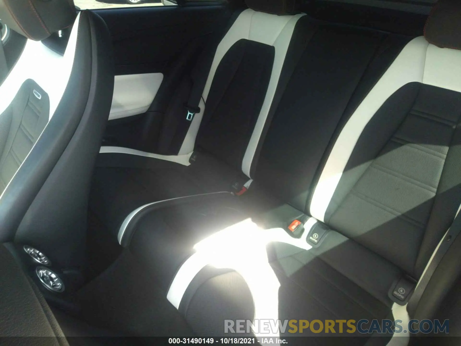 8 fotografías del automóvil dañado W1K1J6BB3LF140604 MERCEDES-BENZ E-CLASS 2020