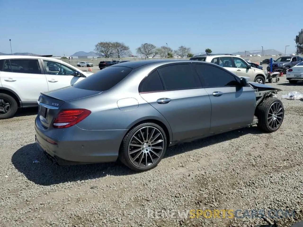 3 fotografías del automóvil dañado W1KZF6BB8LA802081 MERCEDES-BENZ E-CLASS 2020