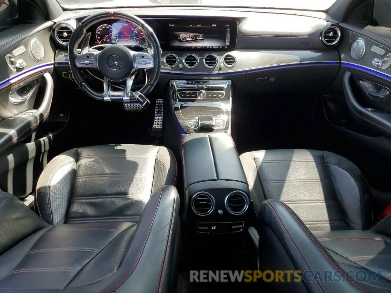 8 fotografías del automóvil dañado W1KZF6BB8LA802081 MERCEDES-BENZ E-CLASS 2020