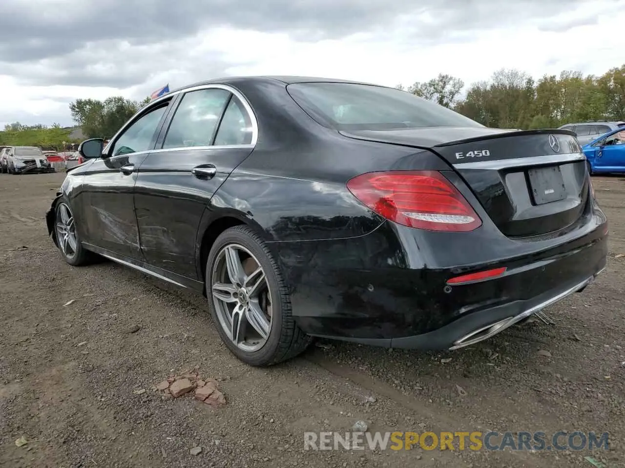 2 fotografías del automóvil dañado W1KZF6JB3LA764812 MERCEDES-BENZ E-CLASS 2020