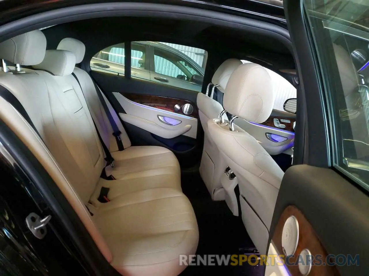 10 fotografías del automóvil dañado W1KZF8DB0LA840445 MERCEDES-BENZ E-CLASS 2020