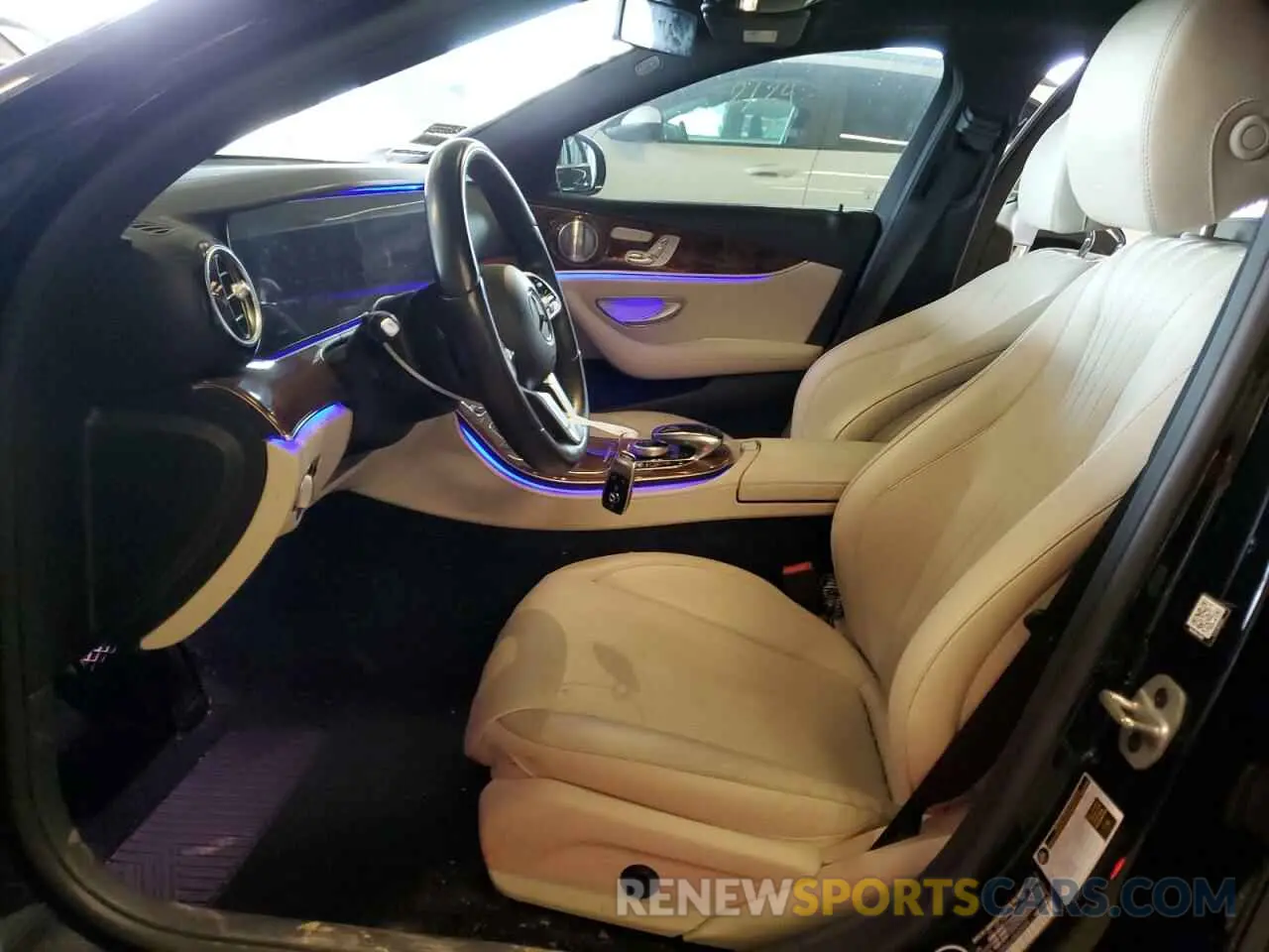 7 fotografías del automóvil dañado W1KZF8DB0LA840445 MERCEDES-BENZ E-CLASS 2020