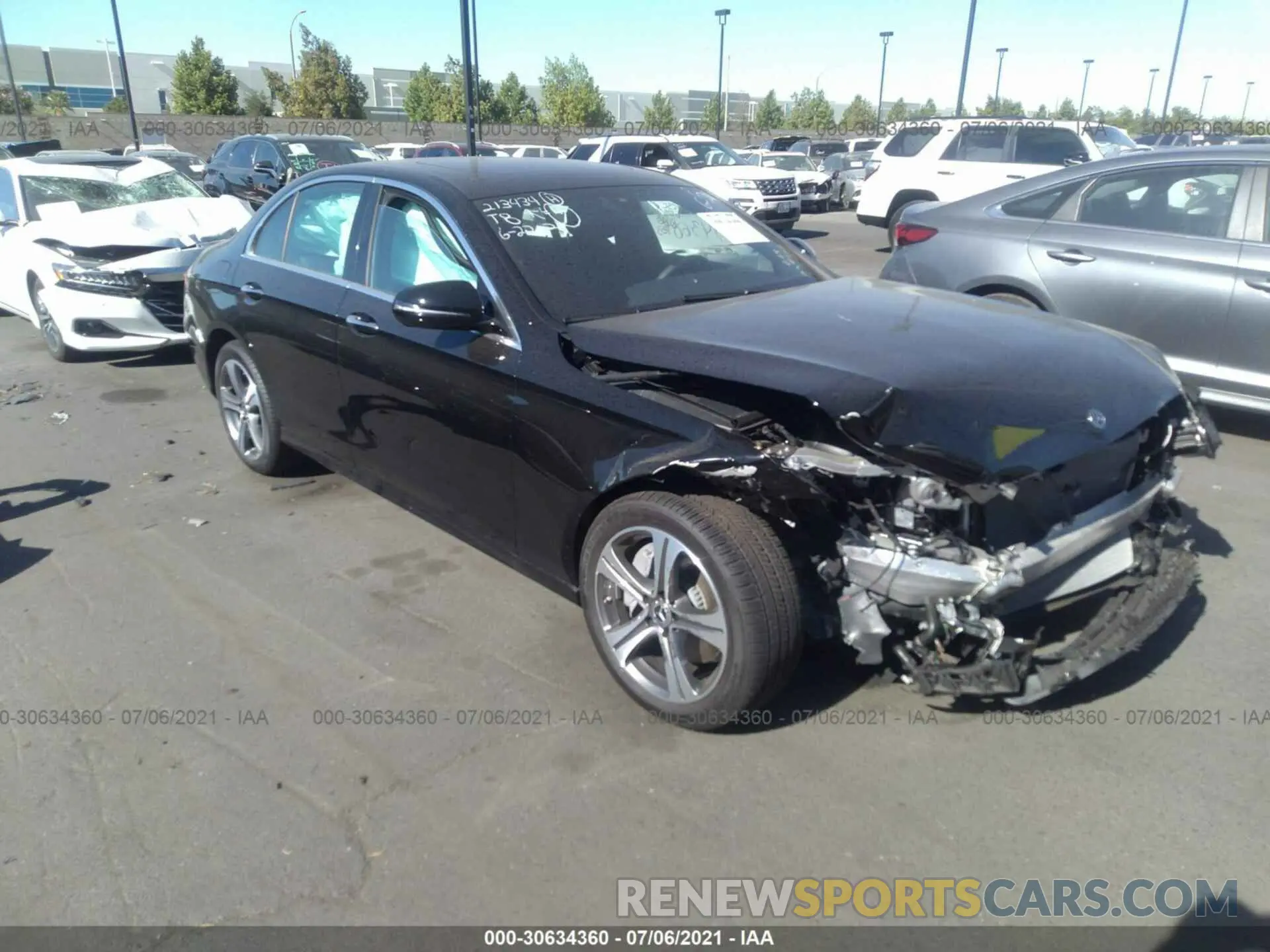 1 fotografías del automóvil dañado W1KZF8DB1LA836534 MERCEDES-BENZ E-CLASS 2020