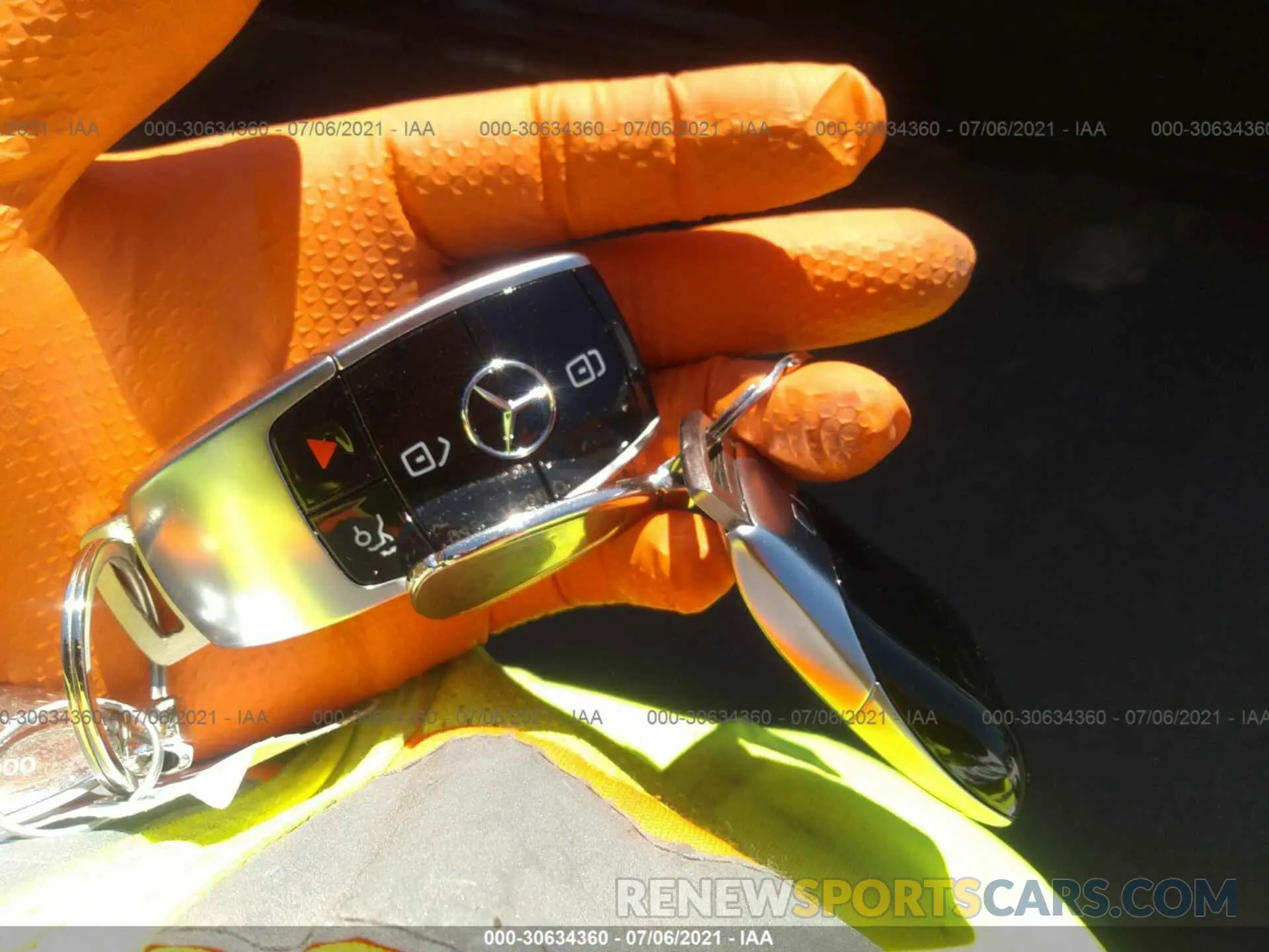11 fotografías del automóvil dañado W1KZF8DB1LA836534 MERCEDES-BENZ E-CLASS 2020