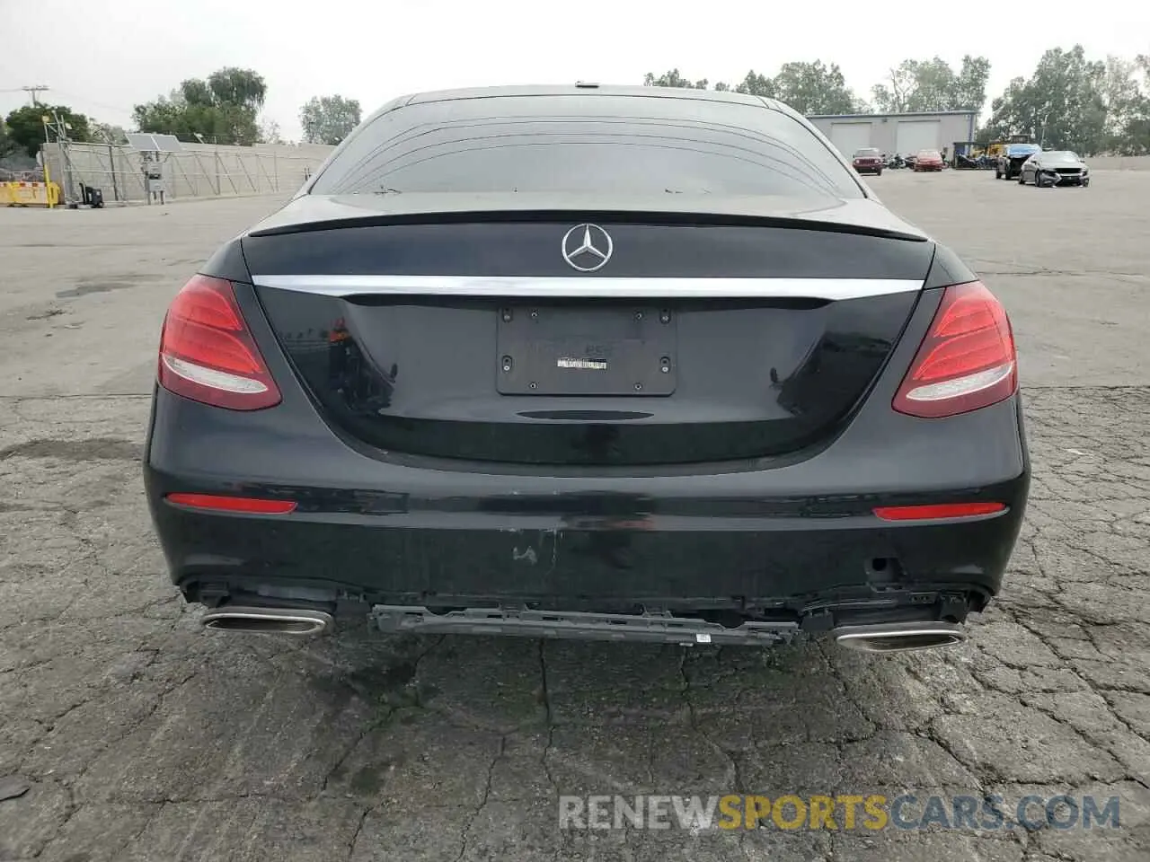 6 fotografías del automóvil dañado W1KZF8DB2LA826241 MERCEDES-BENZ E-CLASS 2020