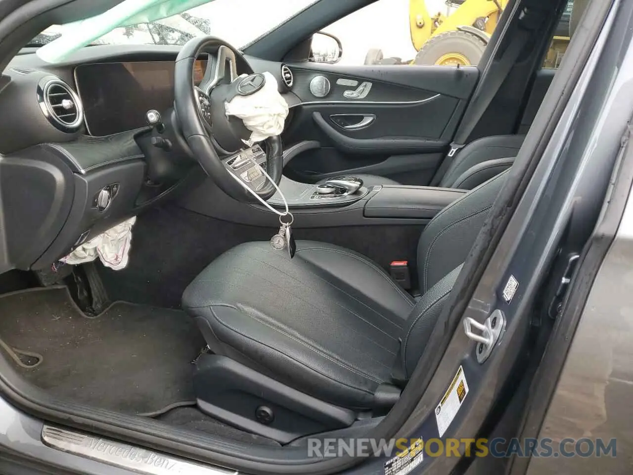 7 fotografías del automóvil dañado W1KZF8DB4LA836477 MERCEDES-BENZ E-CLASS 2020