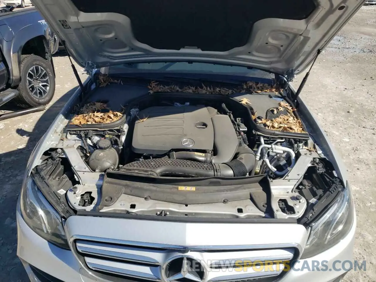13 fotografías del automóvil dañado W1KZF8DB5LA766214 MERCEDES-BENZ E-CLASS 2020