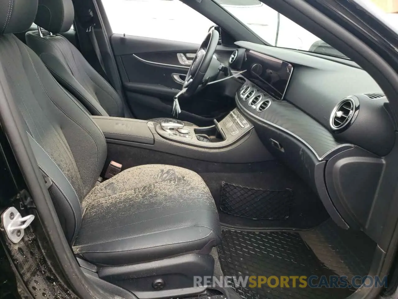 5 fotografías del automóvil dañado W1KZF8DB7LA763265 MERCEDES-BENZ E CLASS 2020