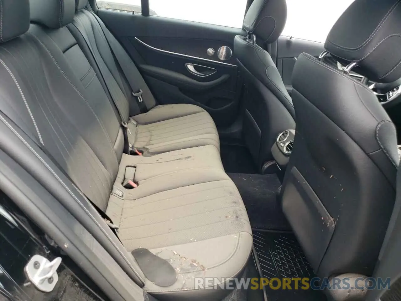 6 fotografías del automóvil dañado W1KZF8DB7LA763265 MERCEDES-BENZ E CLASS 2020