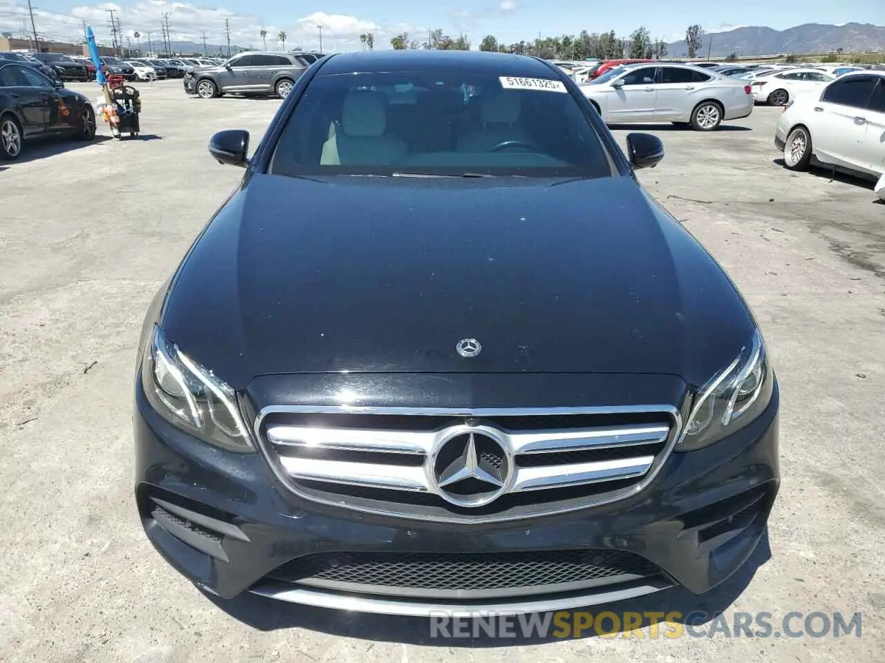 5 fotografías del automóvil dañado W1KZF8DBXLA848262 MERCEDES-BENZ E-CLASS 2020