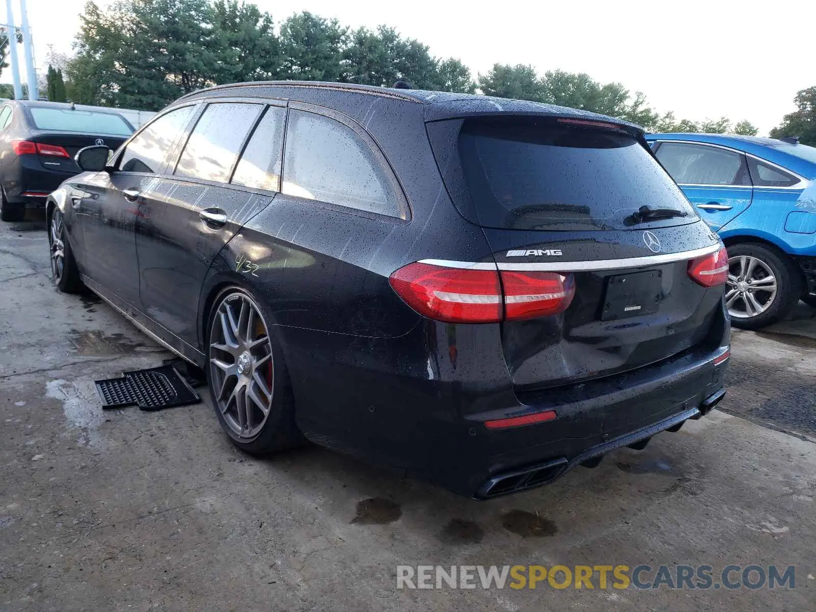 3 fotografías del automóvil dañado W1KZH8KB9LA805738 MERCEDES-BENZ E-CLASS 2020