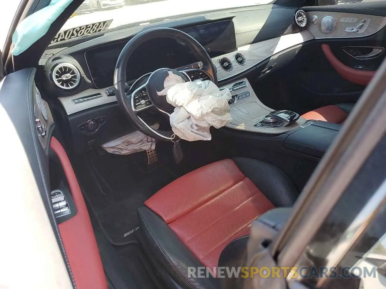 8 fotografías del automóvil dañado WDD1J6JB2LF131409 MERCEDES-BENZ E-CLASS 2020