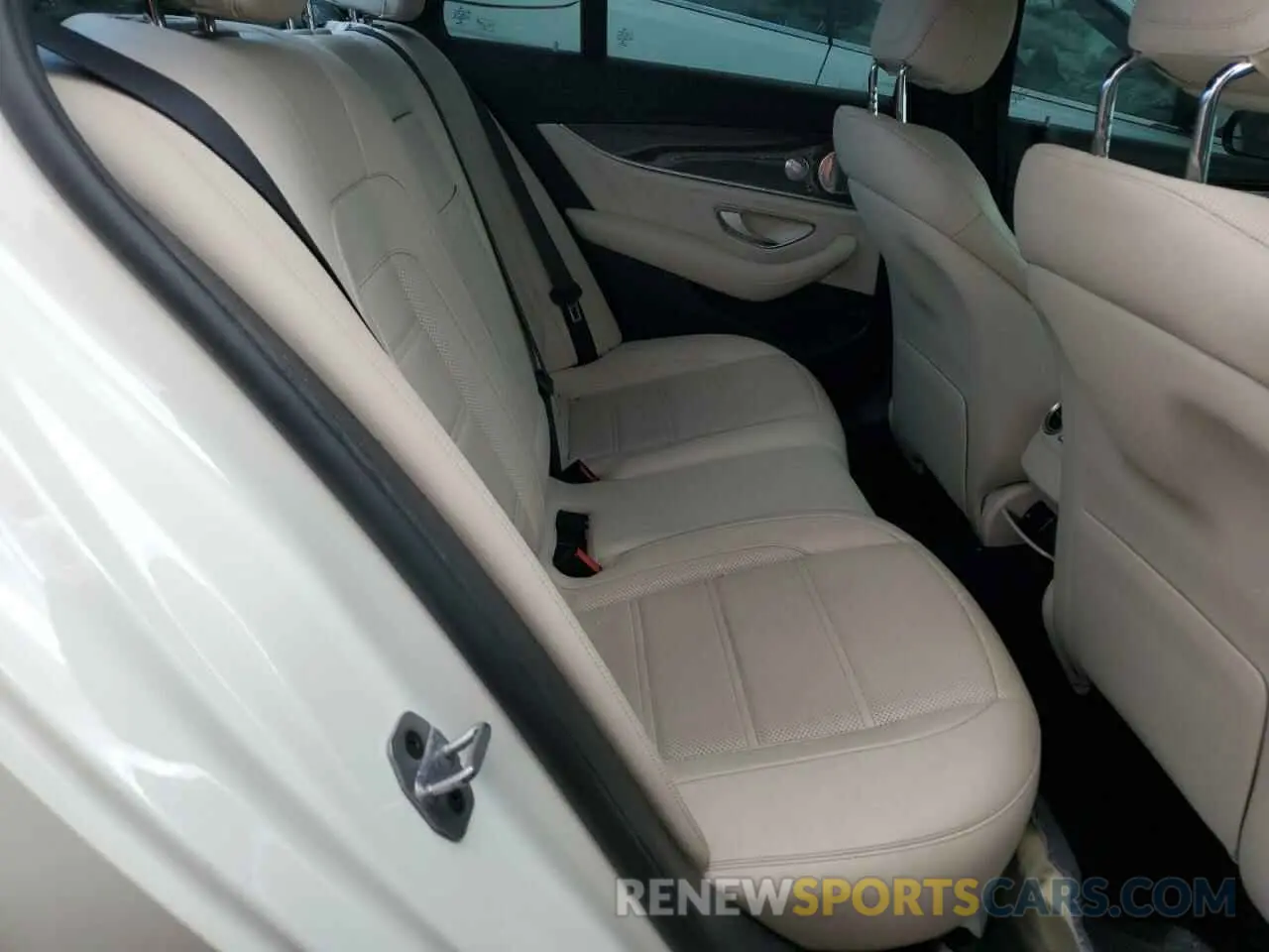 10 fotografías del automóvil dañado WDDZF6BBXLA712043 MERCEDES-BENZ E-CLASS 2020