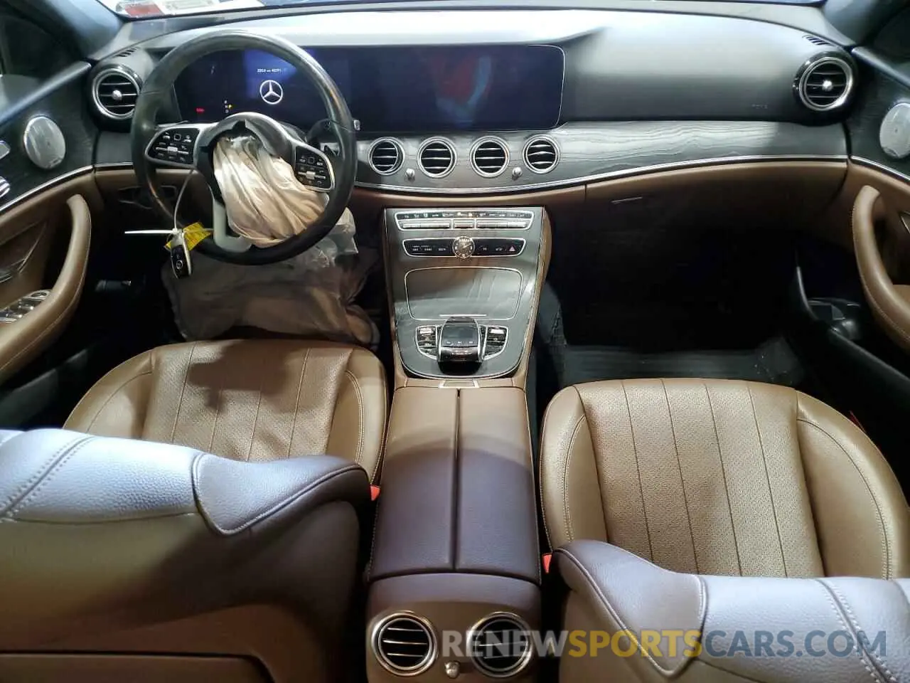 8 fotografías del automóvil dañado WDDZF6JB3LA712788 MERCEDES-BENZ E-CLASS 2020