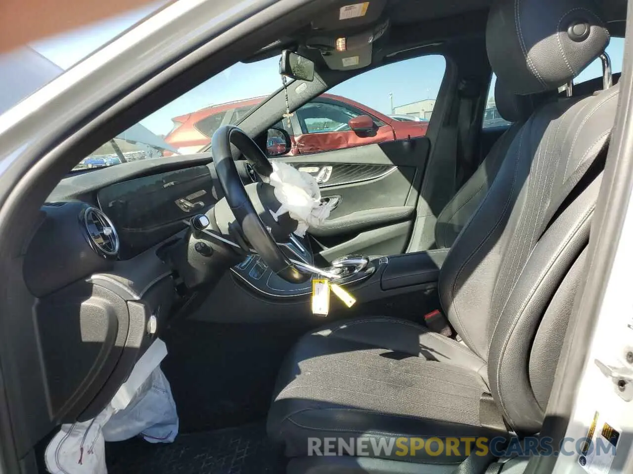 7 fotografías del automóvil dañado WDDZF6JB4LA719975 MERCEDES-BENZ E-CLASS 2020