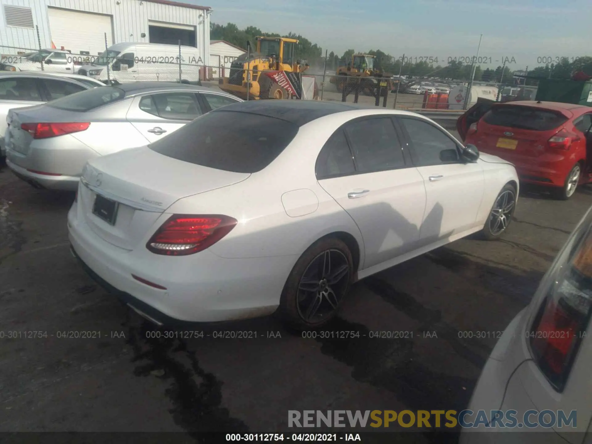 4 fotografías del automóvil dañado WDDZF6JB9LA716487 MERCEDES-BENZ E-CLASS 2020