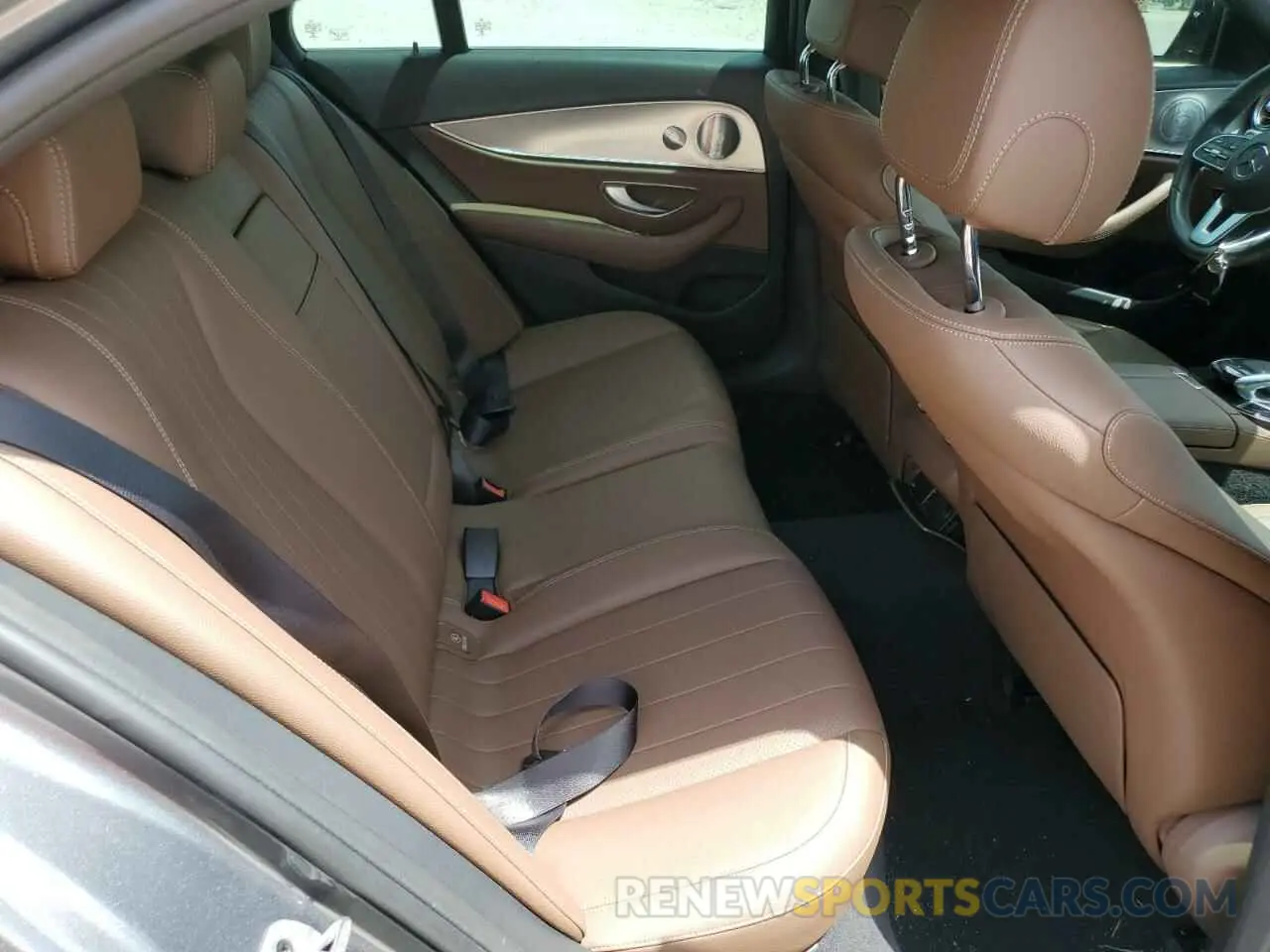 6 fotografías del automóvil dañado WDDZF8DB0LA706969 MERCEDES-BENZ E-CLASS 2020