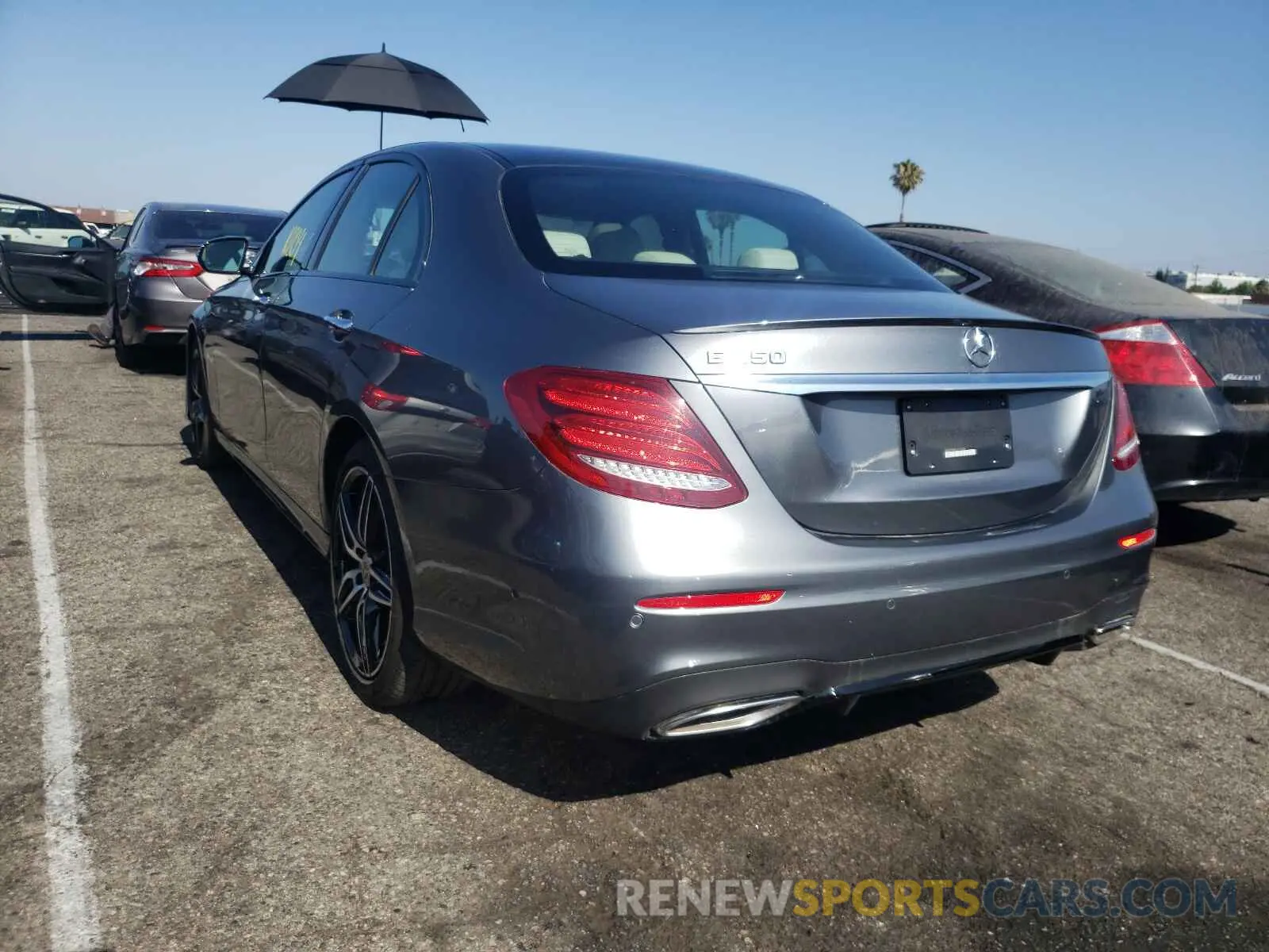 3 fotografías del automóvil dañado WDDZF8DB1LA714529 MERCEDES-BENZ E CLASS 2020