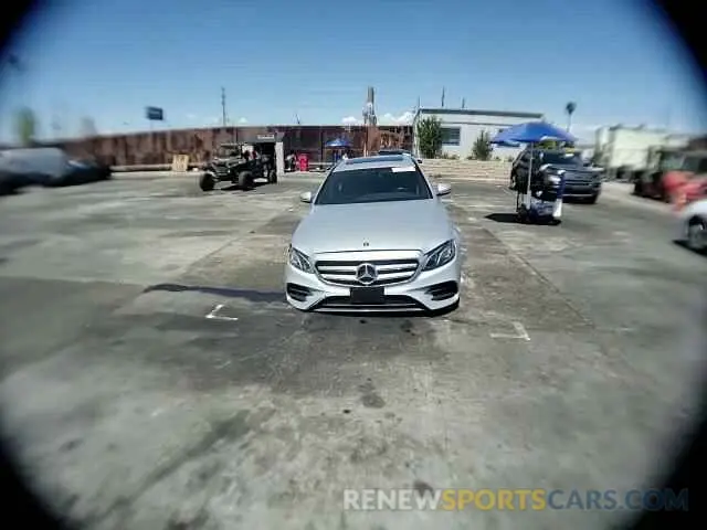 10 fotografías del automóvil dañado WDDZF8DB5LA710497 MERCEDES-BENZ E-CLASS 2020